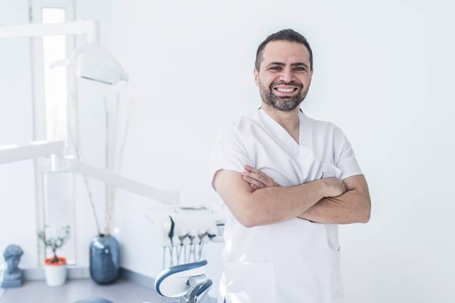 Dt. Mehmet Zahid Kazandı Clinic